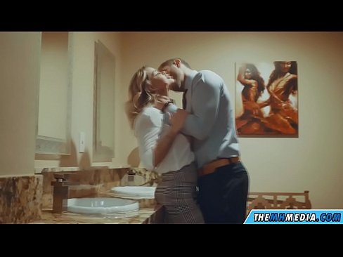 ❤️ Quand une blonde plantureuse vous séduit dans des toilettes publiques. ❤️❌ Sexe at us fr.dreamlandpassionfever.ru ❌